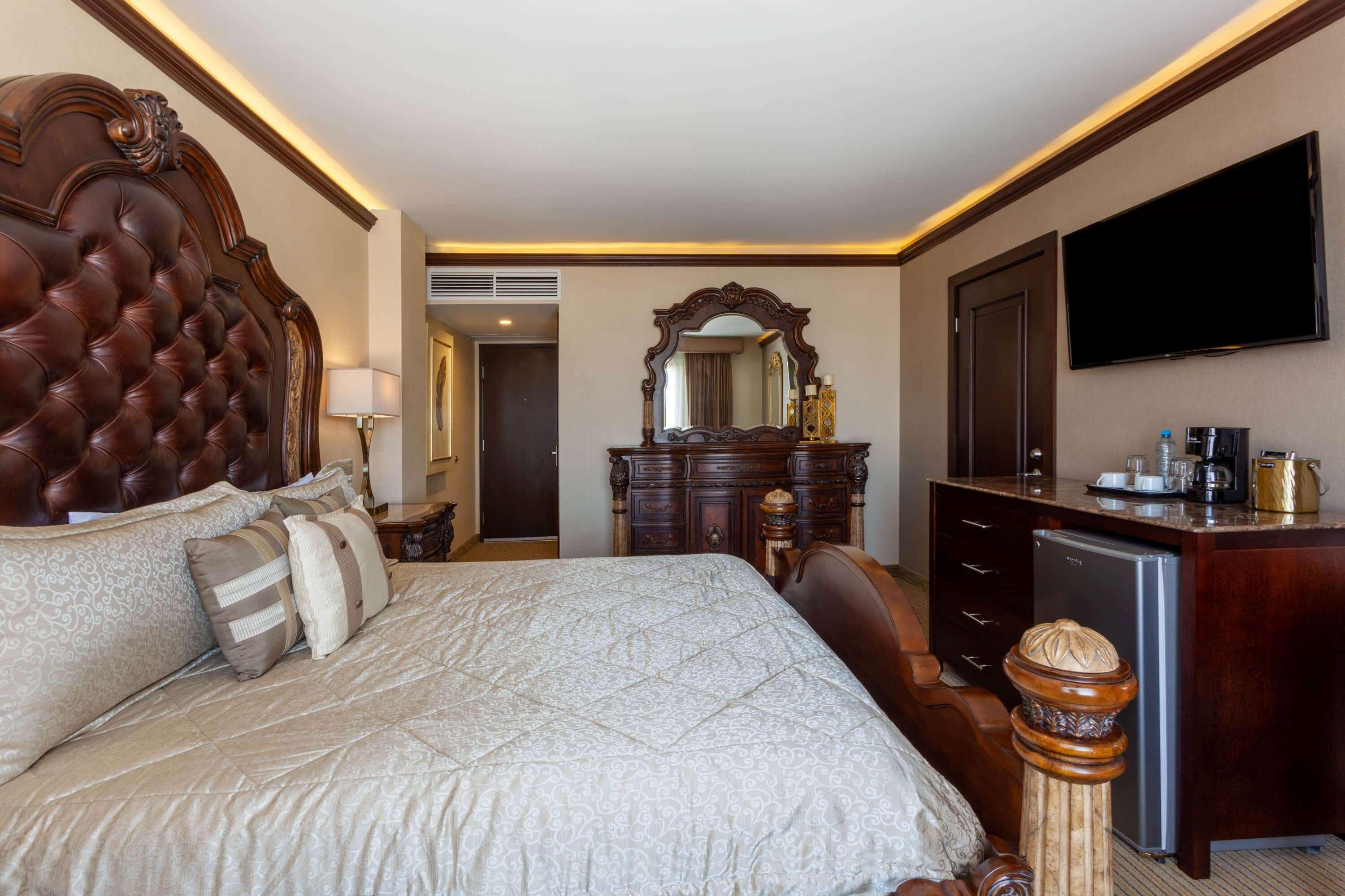 วินด์แฮม ตอเรออน Hotel โทร์เรออน ภายนอก รูปภาพ